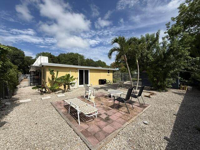 577 Boyd Drive - Photo 1