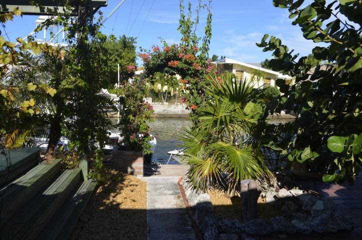 https://bt-photos.global.ssl.fastly.net/flkeys/orig_boomver_1_620617-2.jpg