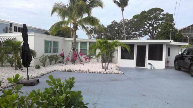 24519 Dolphin Street - Photo 1
