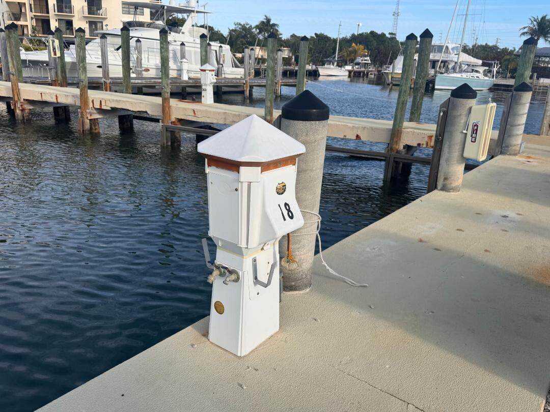 https://bt-photos.global.ssl.fastly.net/flkeys/orig_boomver_1_620982-2.jpg