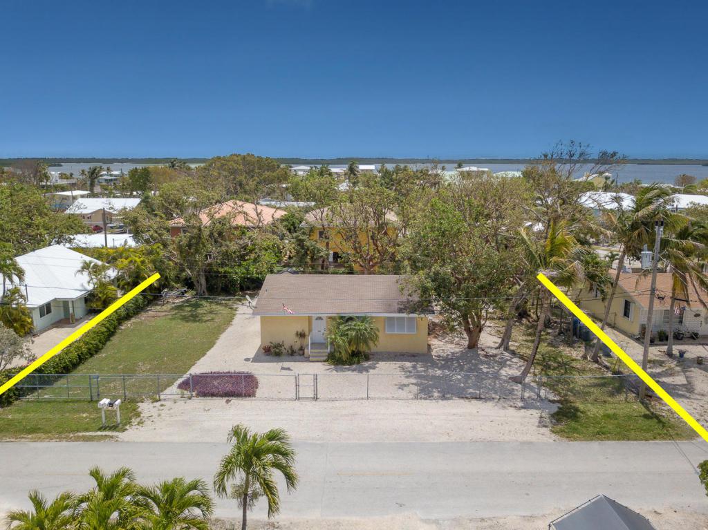 328 3rd Road - Photo 1