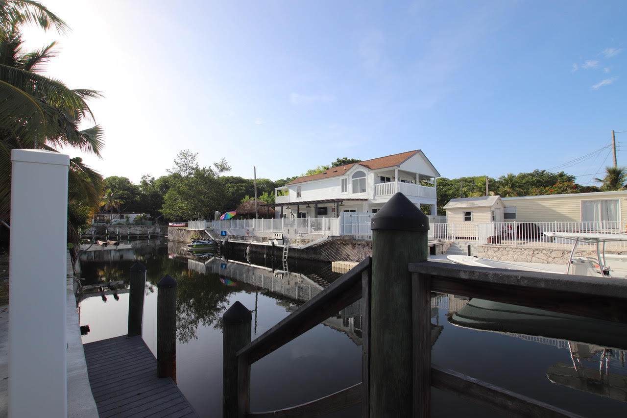 306 Belmont Lane - Photo 1