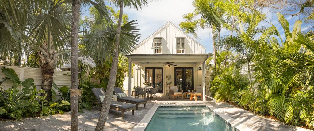 827 Elizabeth Street - Photo 1