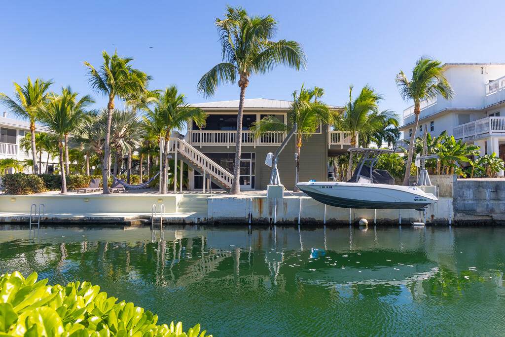 18 Emerald Drive - Photo 1