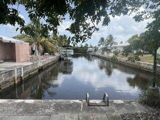 https://bt-photos.global.ssl.fastly.net/flkeys/1280_boomver_2_616469-2.jpg