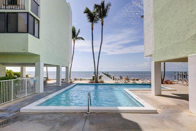 87455 Old Highway - Photo 1