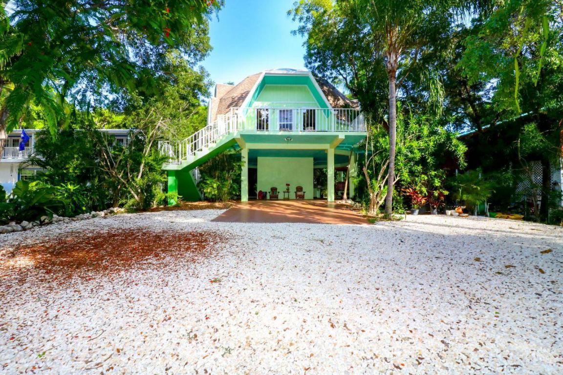 241 Buttonwood Shores Drive - Photo 1