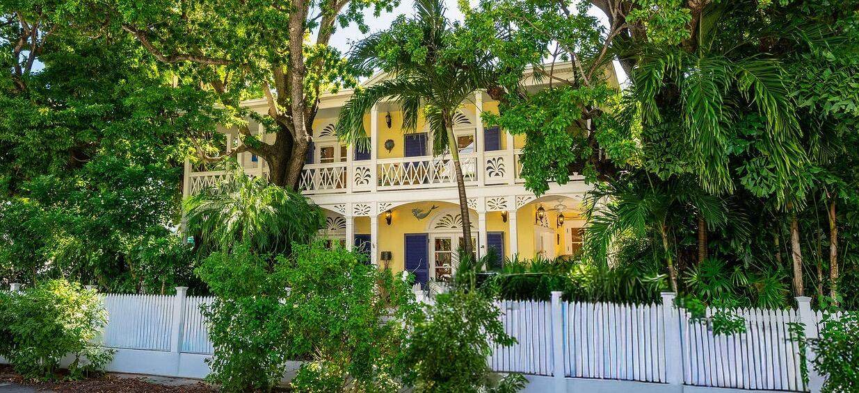 600 Elizabeth Street - Photo 1