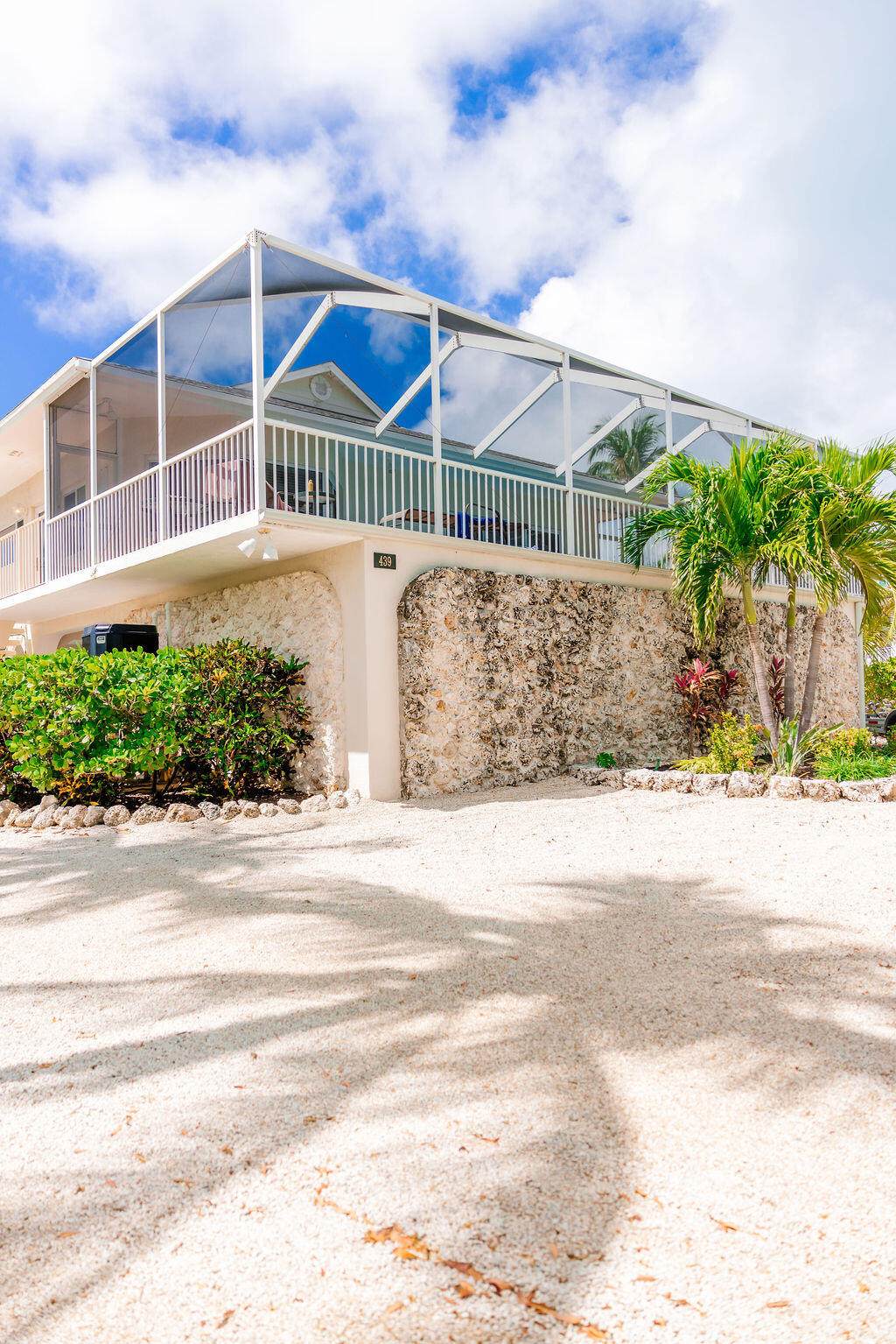 439 Palm Drive Drive - Photo 1