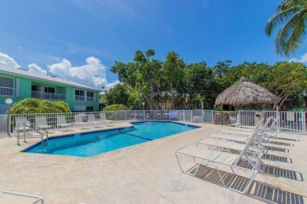 98402 Windward Avenue - Photo 1