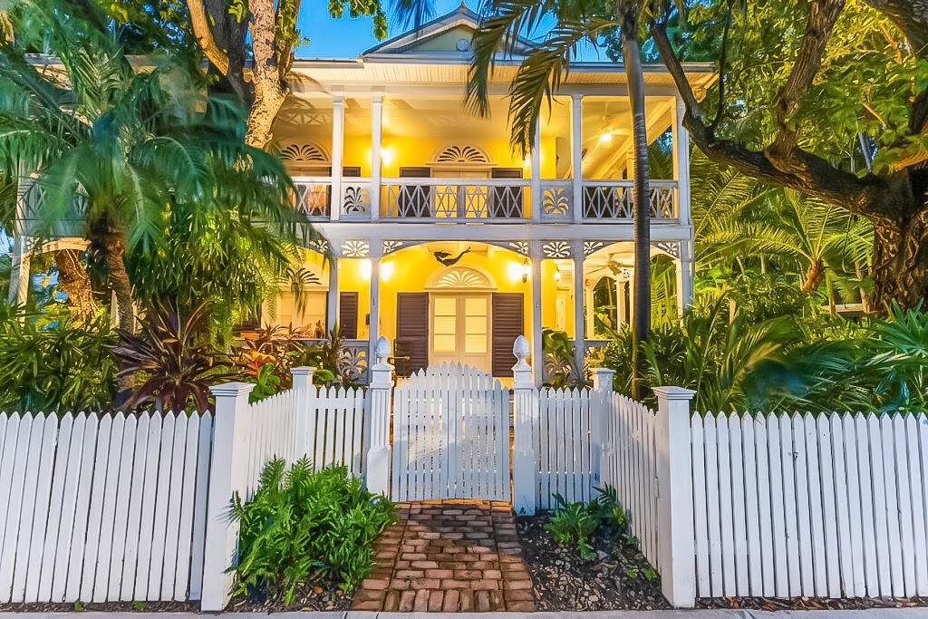 600 Elizabeth Street - Photo 1