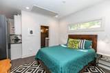 1084 Sanders Avenue - Photo 16