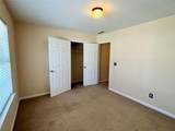 922 Lakeside Court - Photo 15