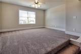 1631 Silver Crest Way - Photo 11