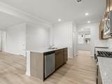 131 Hampton Terrace - Photo 7
