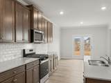 131 Hampton Terrace - Photo 8