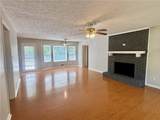 2050 Abington Lane - Photo 2