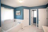 1030 Lakehaven Way - Photo 19