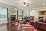 305 Spooner Drive - Photo 9