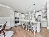1110 Parkview Place - Photo 10