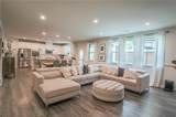 688 Saffron Boulevard - Photo 4