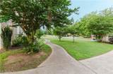 2552 Berwick Walk - Photo 9