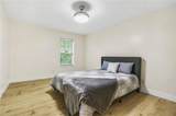 906 Country Park Drive - Photo 12