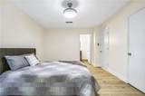 906 Country Park Drive - Photo 13