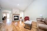 3290 Coachmans Way - Photo 7