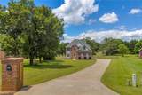 3135 Castlewood Drive - Photo 4