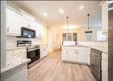 21 Whitegrass Way - Photo 10