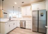 21 Whitegrass Way - Photo 12