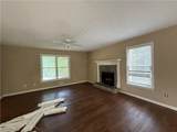 554 Oak Landing Circle - Photo 3