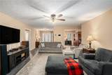 325 Oakland Circle - Photo 10