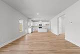 143 Greenview Court - Photo 10