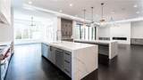 5211 Powers Ferry Road - Photo 27