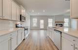 320 Tulip Drive - Photo 18