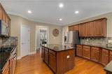 1725 Lynwood Place - Photo 11
