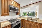 30 Chaumont Square - Photo 17