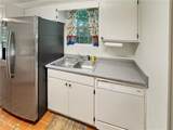 180 Saint James Place - Photo 20