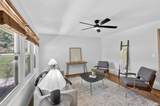 1942 Starmount Way - Photo 4