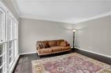1070 Brockton Close - Photo 10