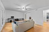 6851 Roswell Road - Photo 5