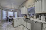 190 Woodford Way - Photo 16