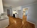 423 Center Circle - Photo 8