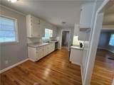 423 Center Circle - Photo 9