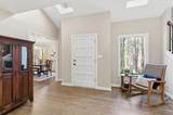 1525 Huntingford Drive - Photo 8