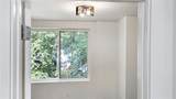 1052 Windsor Street - Photo 19