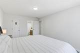 1512 Stoneleigh Way - Photo 19