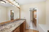2224 Colonial Drive - Photo 23